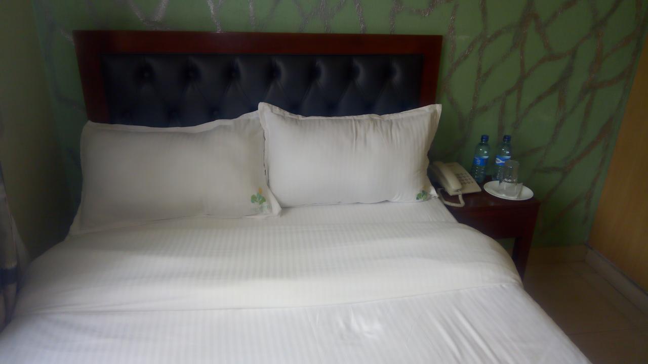 ניירובי Ash White Hotel מראה חיצוני תמונה