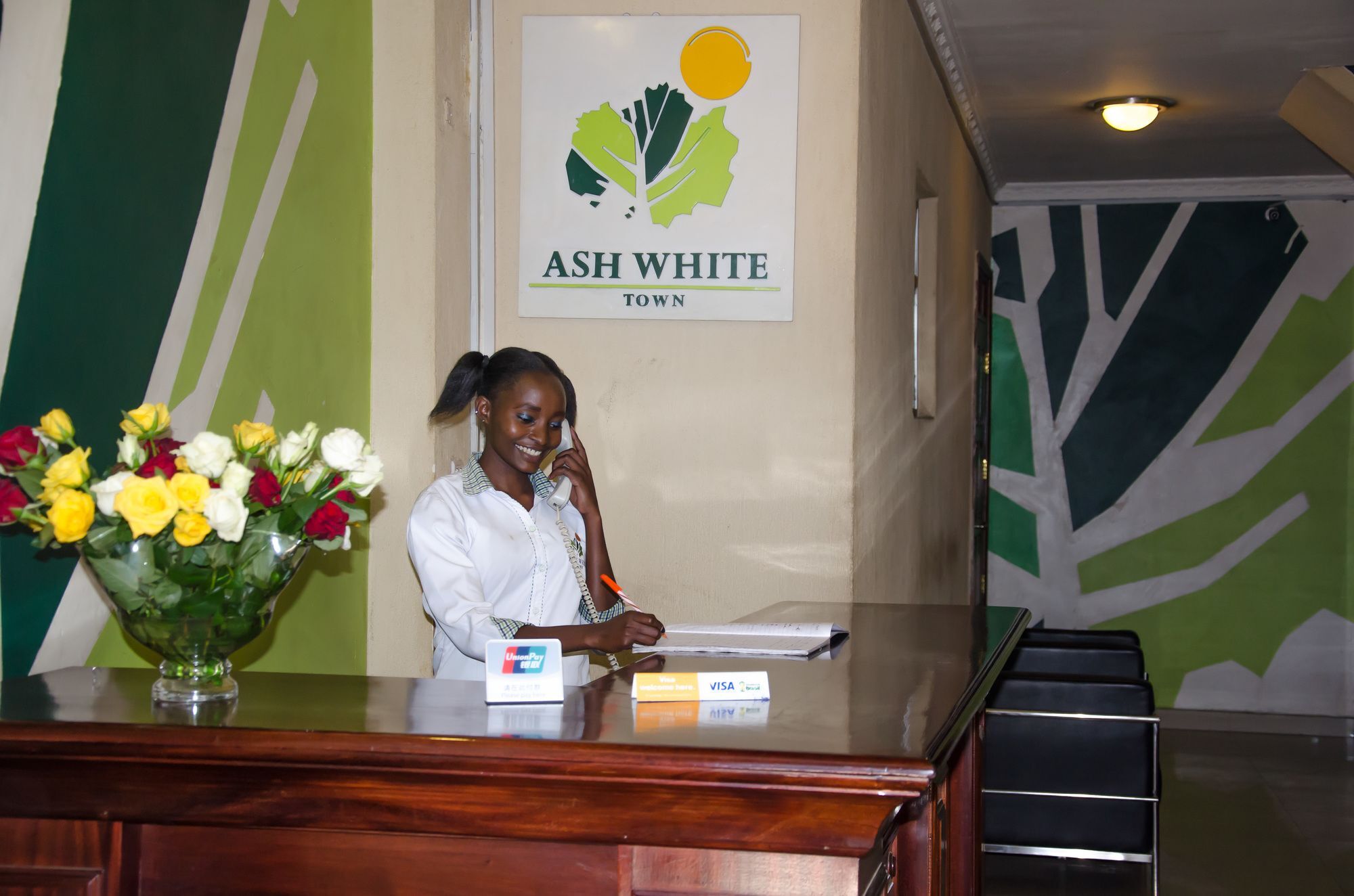 ניירובי Ash White Hotel מראה חיצוני תמונה